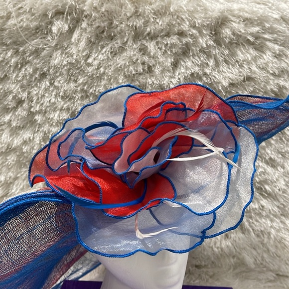 Kentucky Derby Side Flip 7" Brim Sinamay Layered Feather Hat USA Flag Patriotic - Picture 6 of 16